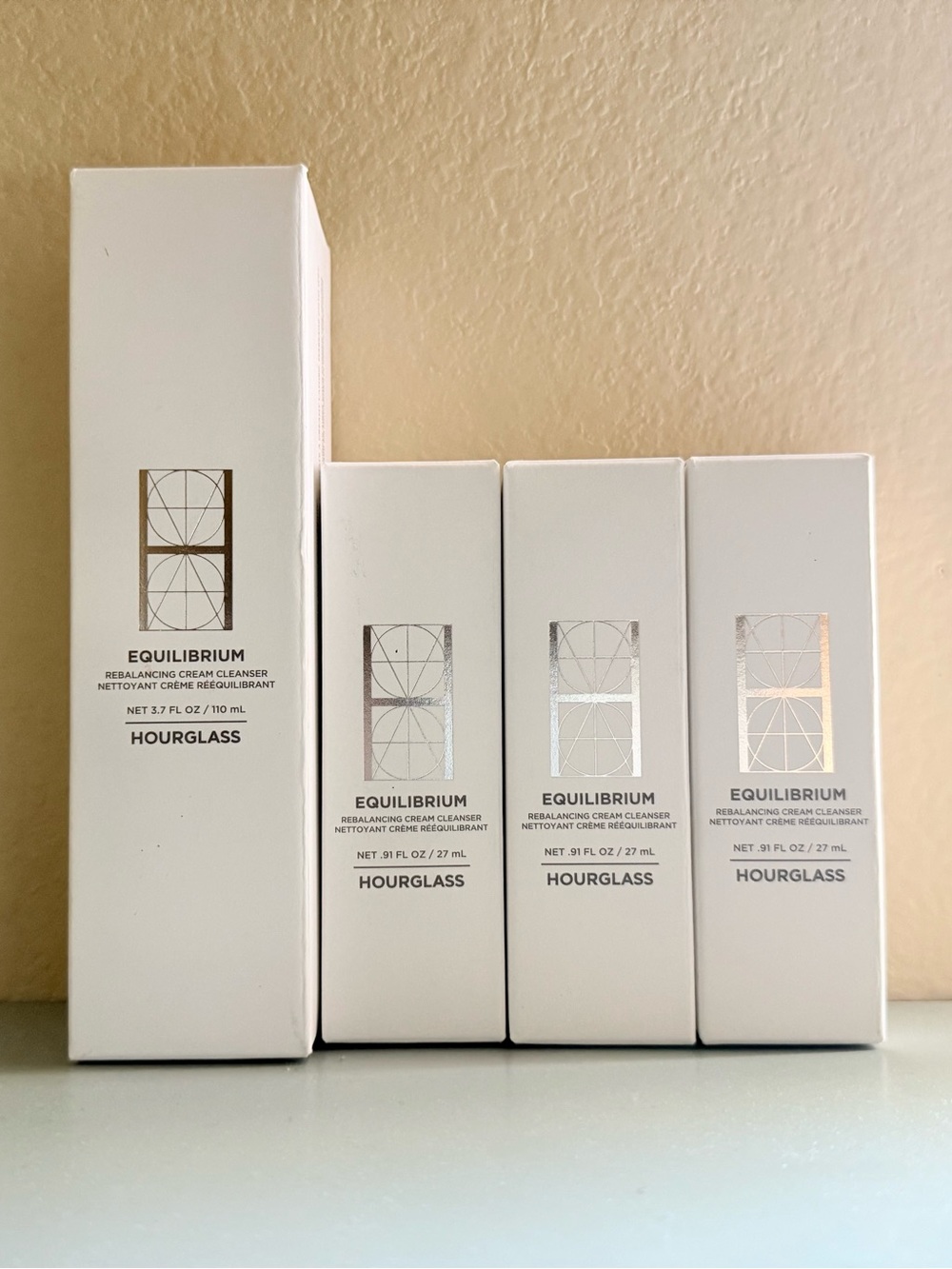 HOURGLASS EQUILIBRIUM REBALANCING CREAM CLEANSER